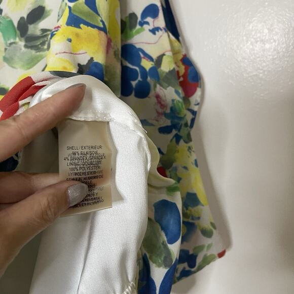 Alice + Olivia yellow multi floral silk cold shoulder blouse top small - Picture 4 of 5